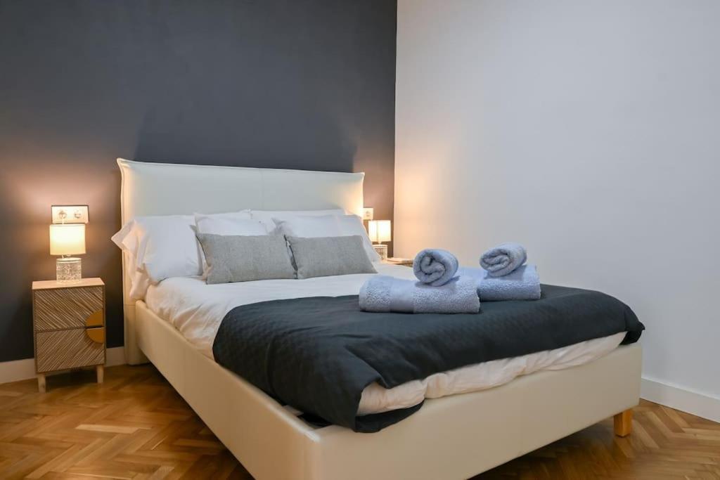 For You Rentals Apartamento Temporal Centrico De Dos Dormitorios Sil2 Madri Exterior foto